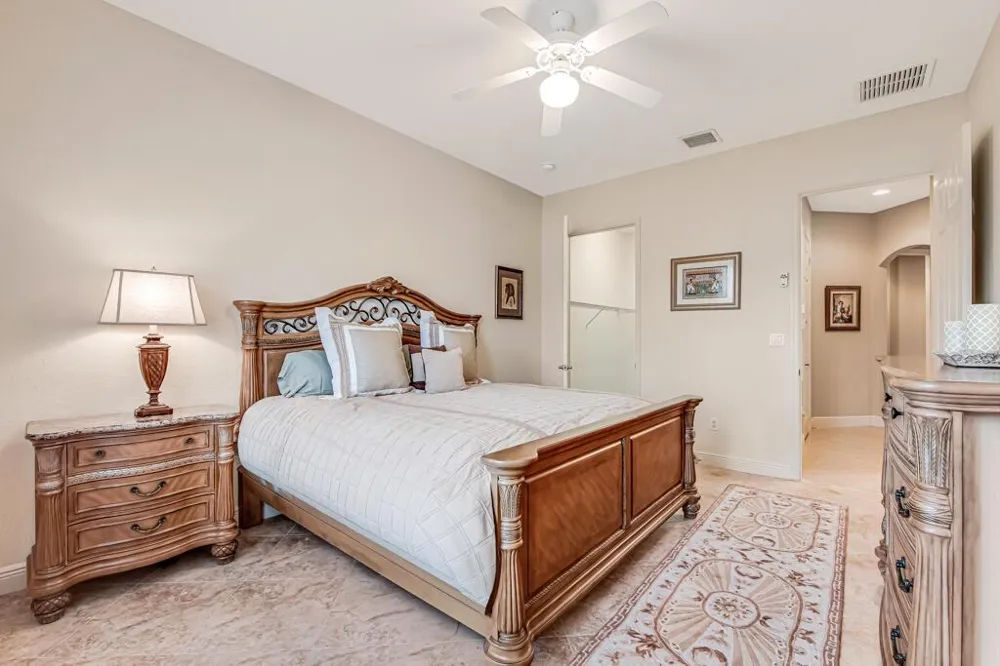 9786 Midship Way #203 Royal Palm Beach, FL 33411