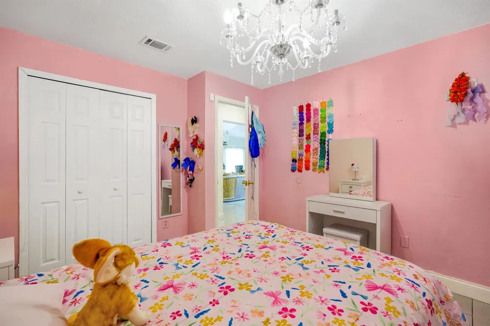 363 BUTTONWOOD DRIVE Kissimmee, FL 34743