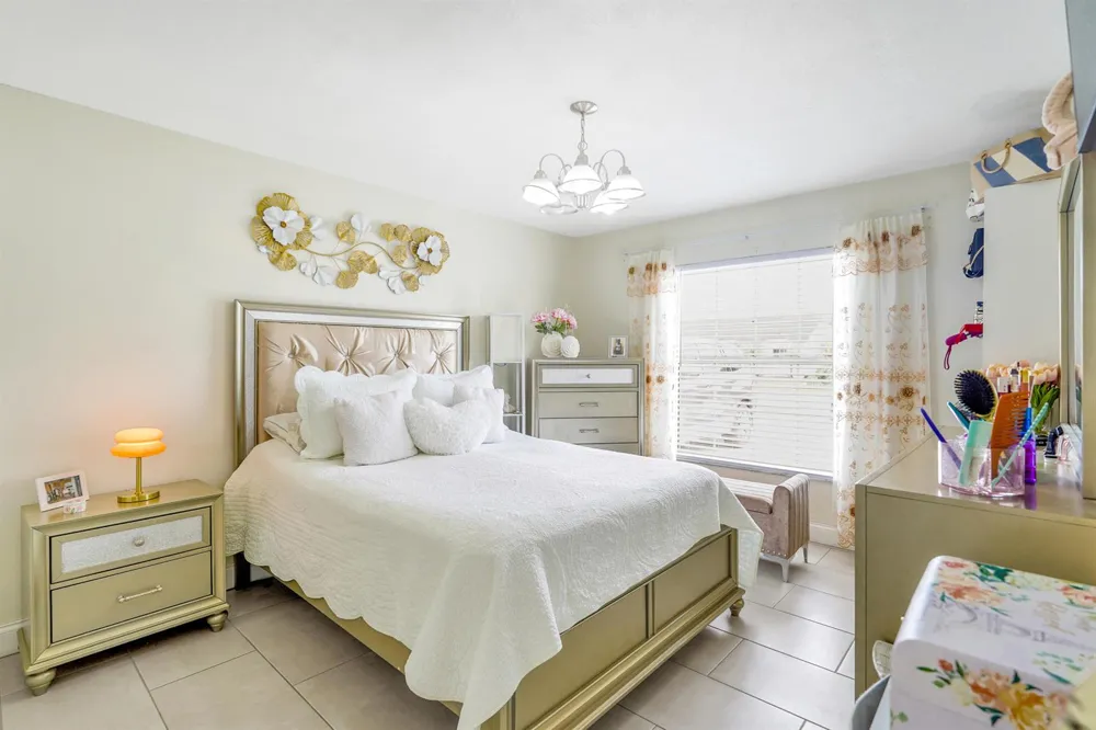 363 BUTTONWOOD DRIVE Kissimmee, FL 34743