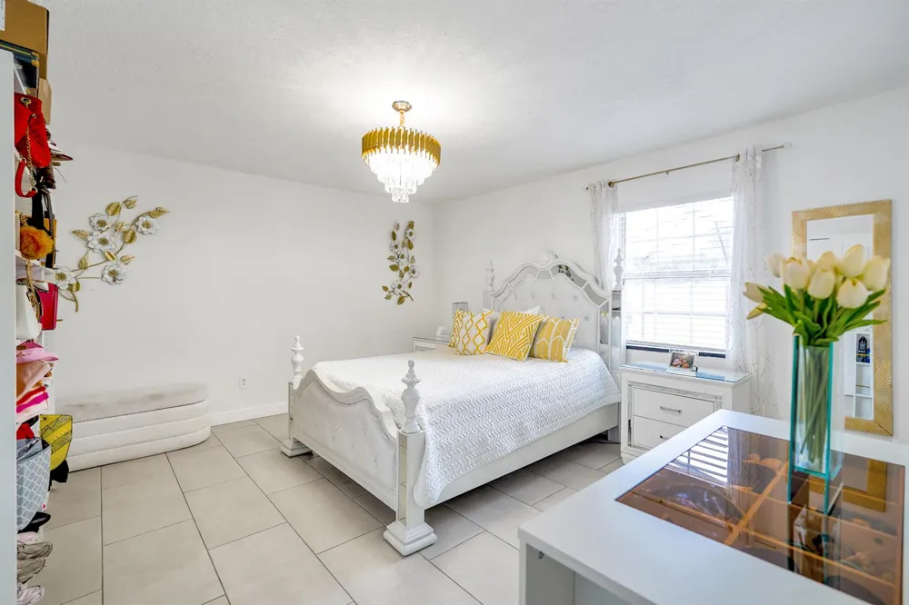 363 BUTTONWOOD DRIVE Kissimmee, FL 34743