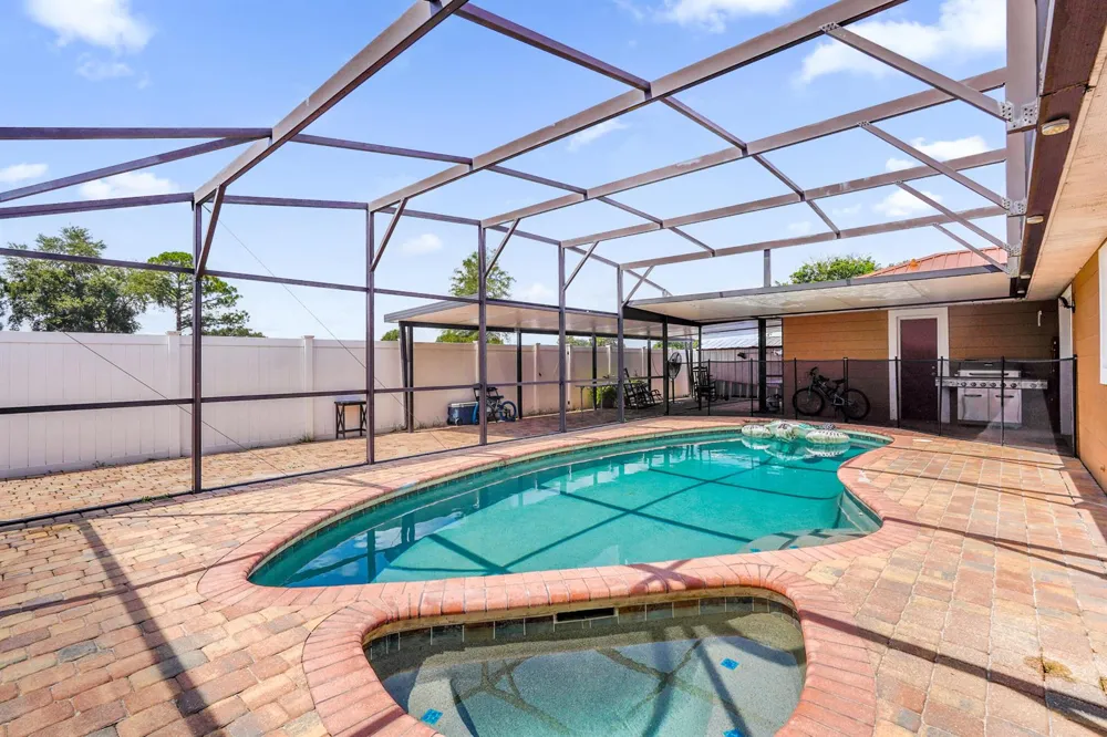 363 BUTTONWOOD DRIVE Kissimmee, FL 34743