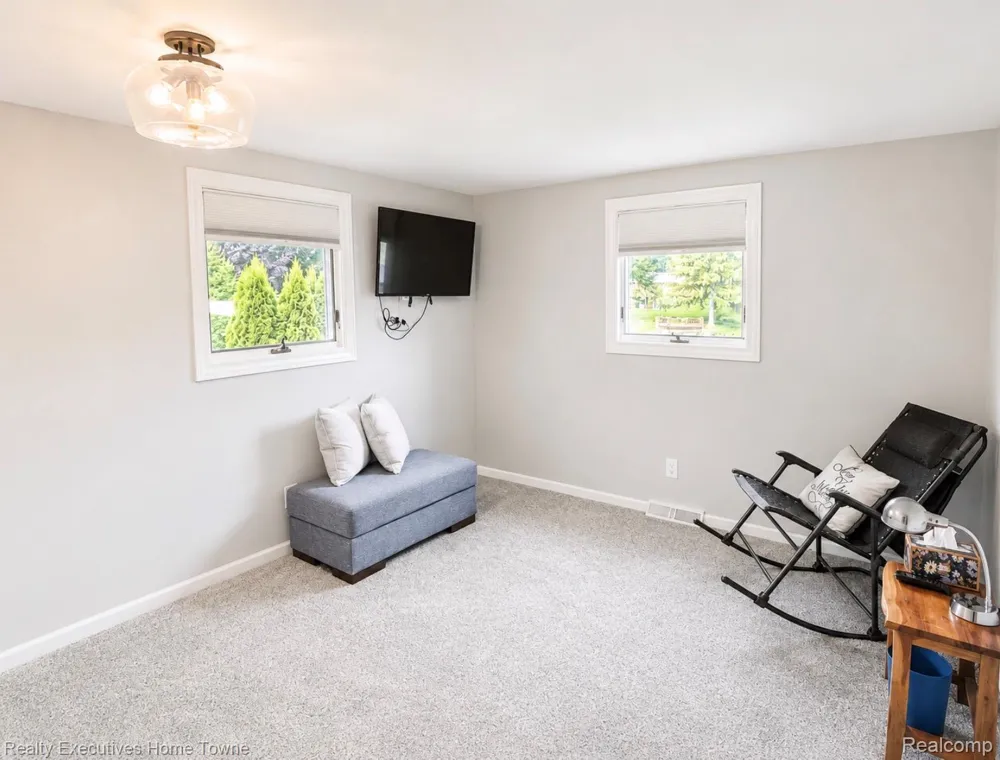 3460 Ramada Drive Highland Charter Township, MI 48356