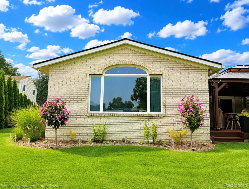 3460 Ramada Drive Highland Charter Township, MI 48356