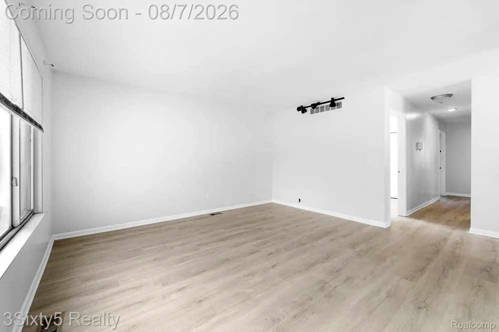 1681 Marion Avenue Lincoln Park City, MI 48146