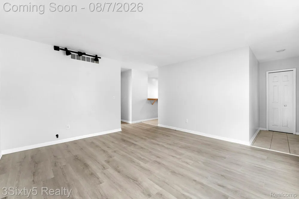 1681 Marion Avenue Lincoln Park City, MI 48146