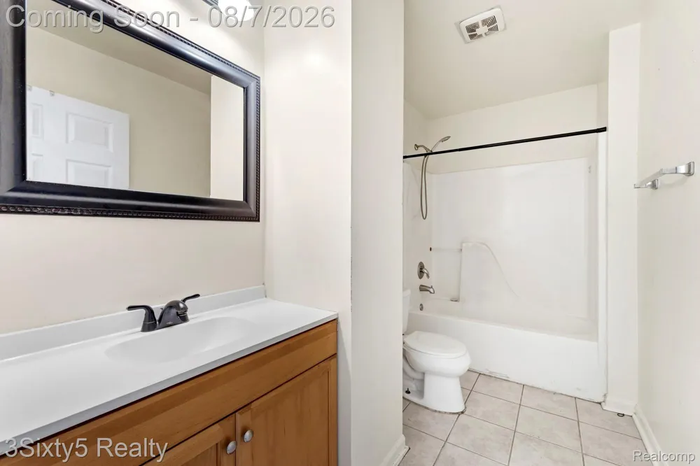 1681 Marion Avenue Lincoln Park City, MI 48146