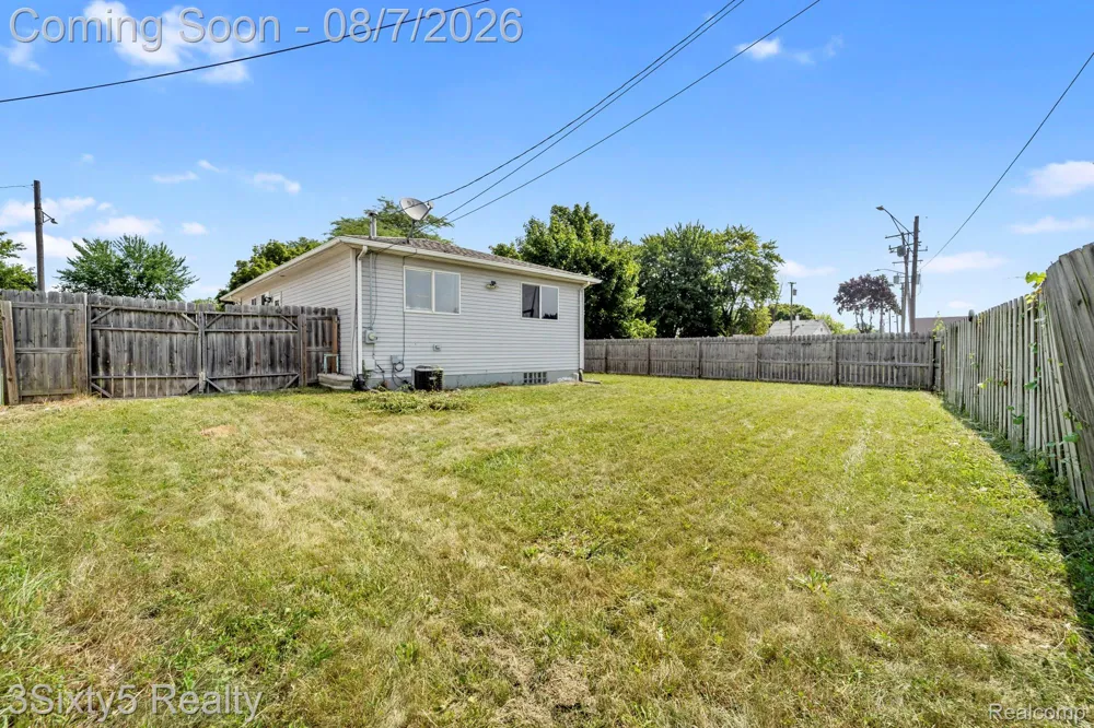1681 Marion Avenue Lincoln Park City, MI 48146