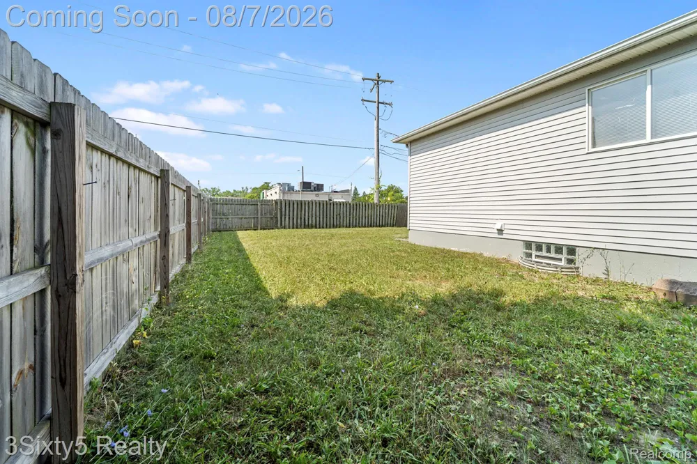 1681 Marion Avenue Lincoln Park City, MI 48146