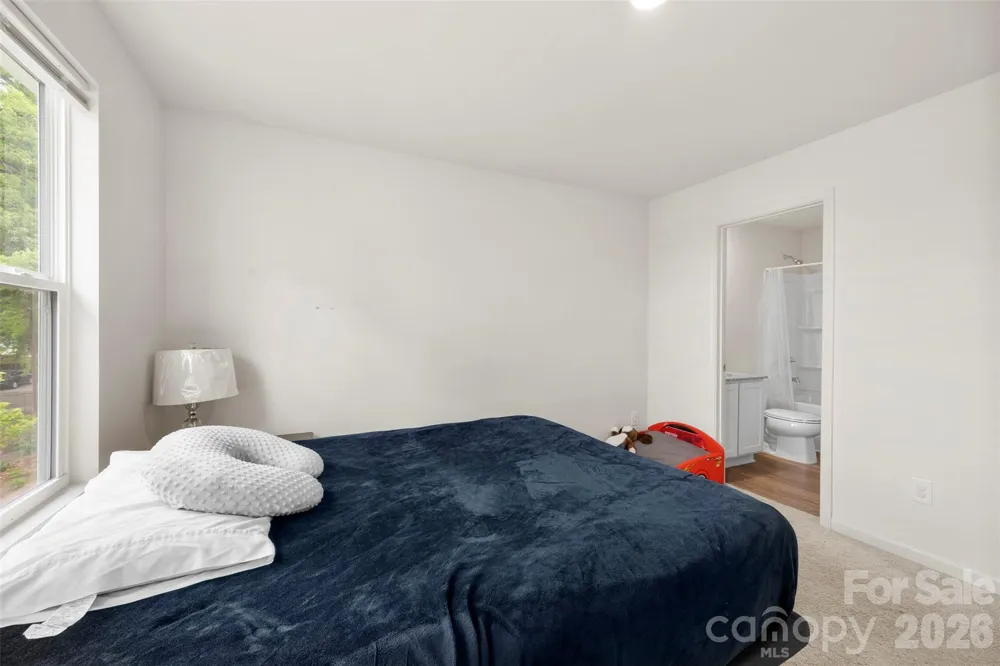 105 VILLA LANE Lincolnton, NC 28092