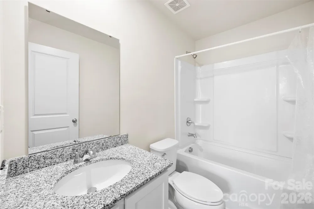 105 VILLA LANE Lincolnton, NC 28092