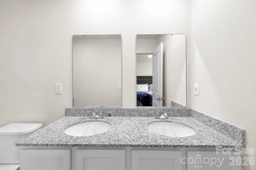 105 VILLA LANE Lincolnton, NC 28092