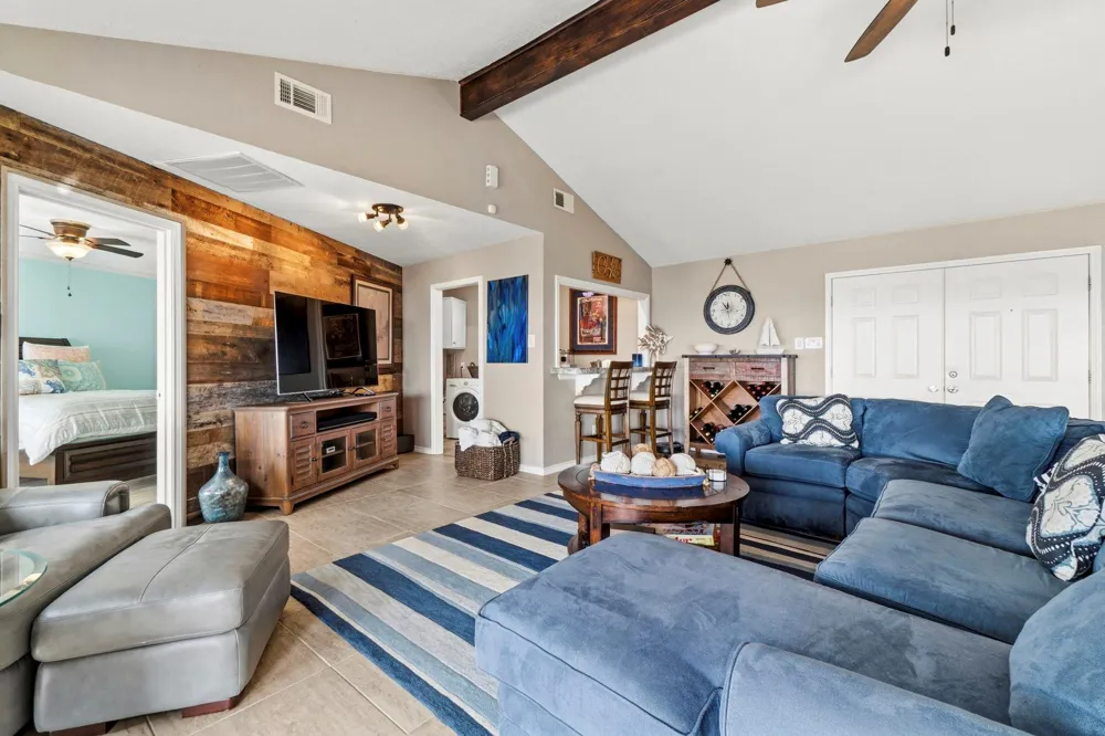 151 Lakeview Drive Point Blank, TX 77364