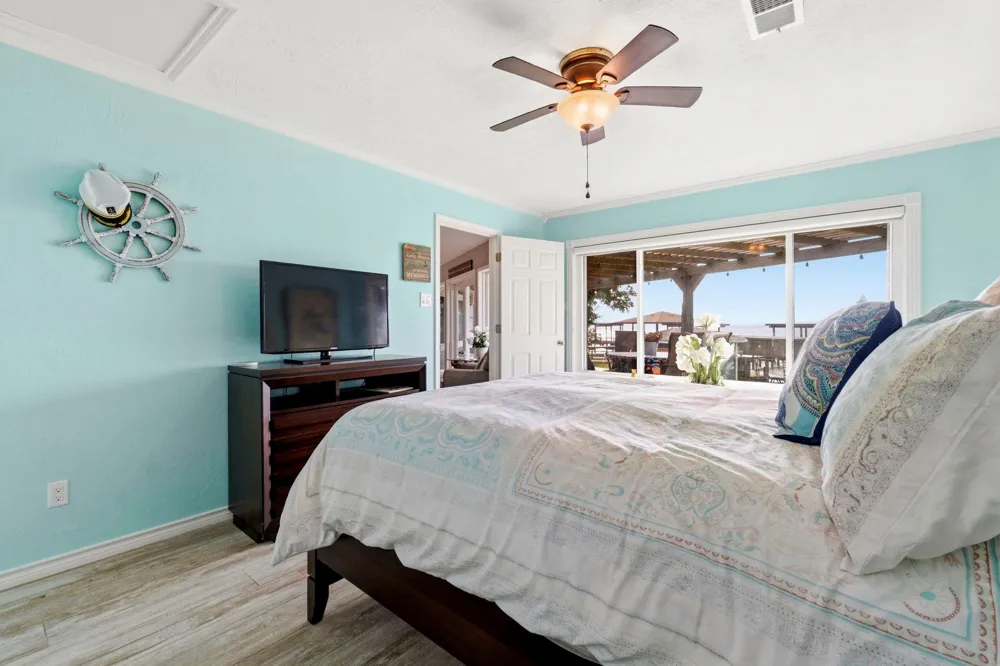 151 Lakeview Drive Point Blank, TX 77364
