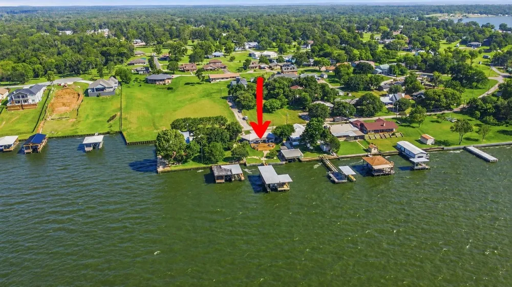 151 Lakeview Drive Point Blank, TX 77364