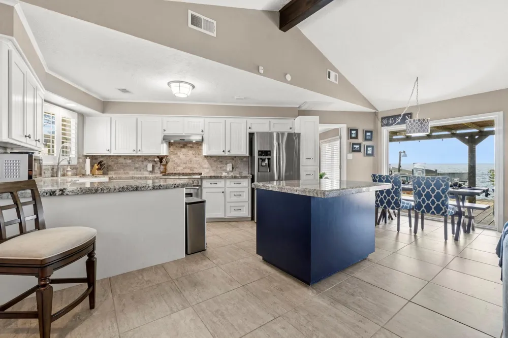 151 Lakeview Drive Point Blank, TX 77364