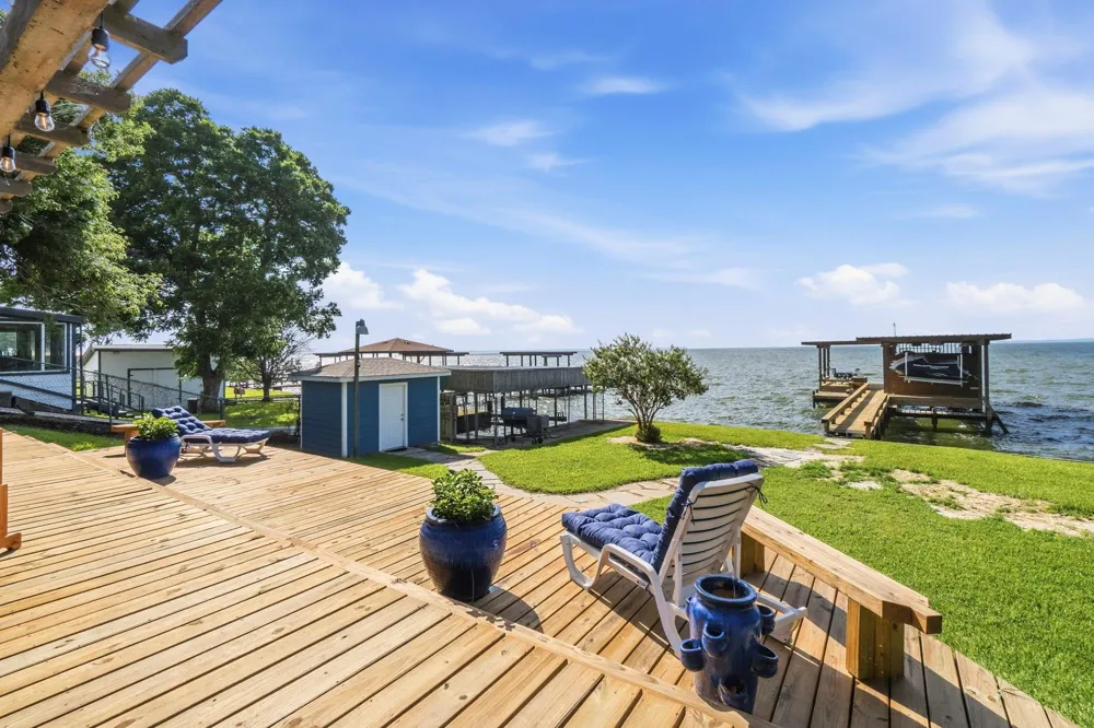 151 Lakeview Drive Point Blank, TX 77364