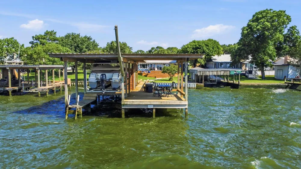 151 Lakeview Drive Point Blank, TX 77364