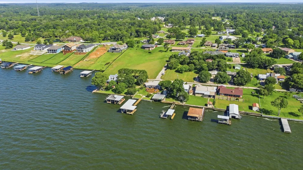 151 Lakeview Drive Point Blank, TX 77364