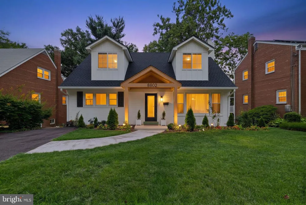 8802 2ND AVENUE Silver Spring, MD 20910