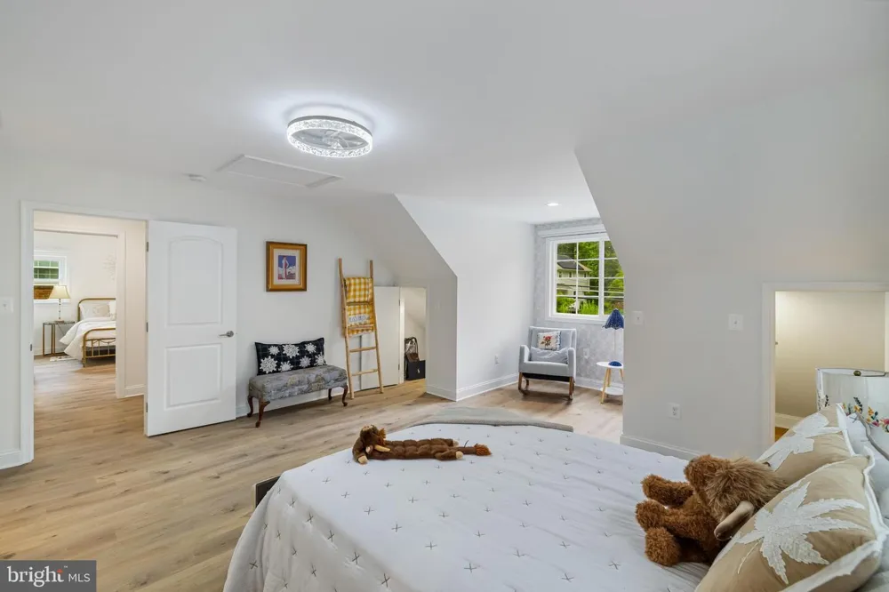 8802 2ND AVENUE Silver Spring, MD 20910