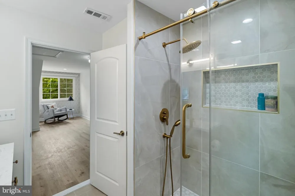 8802 2ND AVENUE Silver Spring, MD 20910