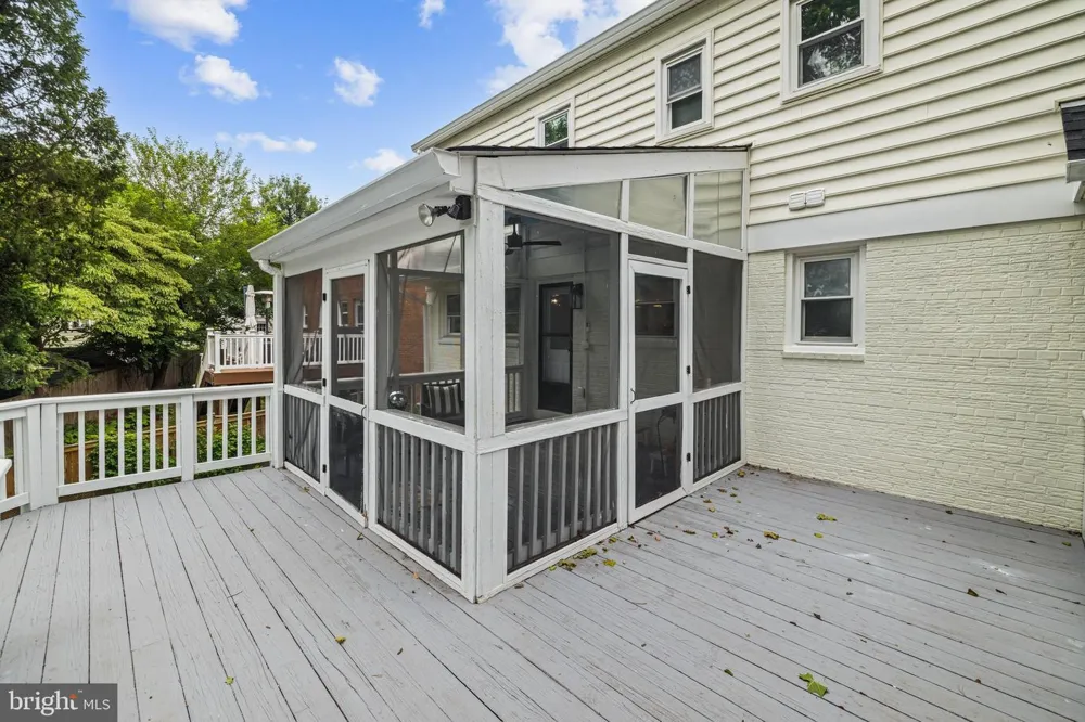 8802 2ND AVENUE Silver Spring, MD 20910