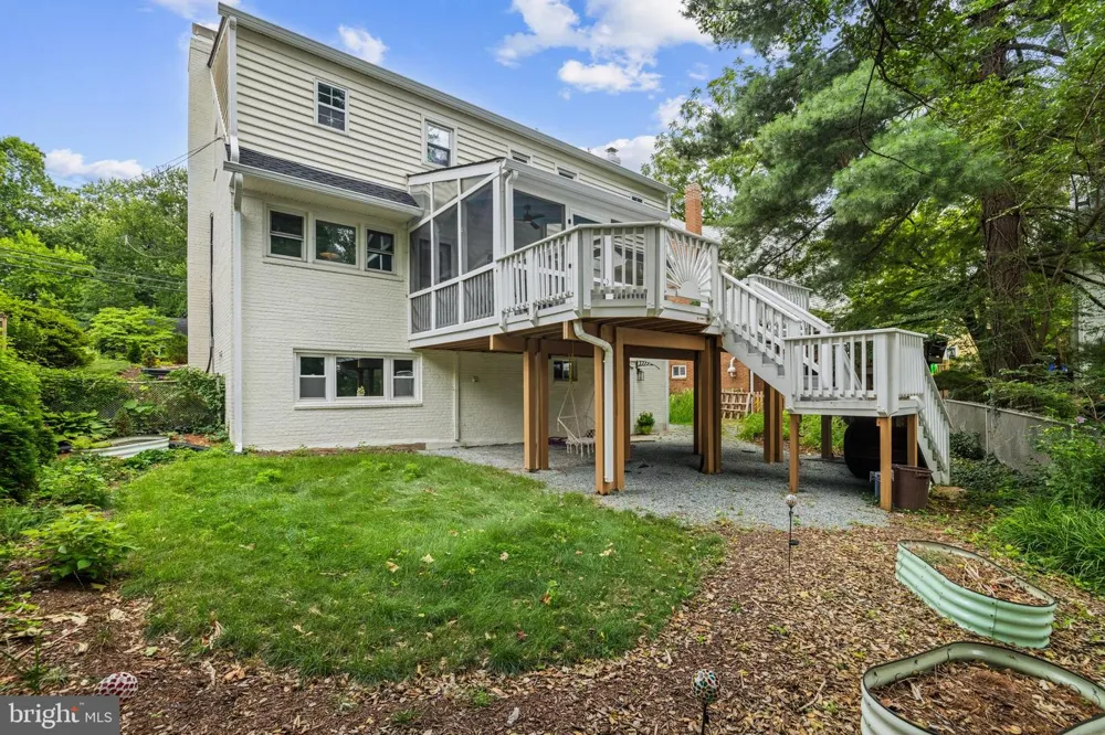 8802 2ND AVENUE Silver Spring, MD 20910
