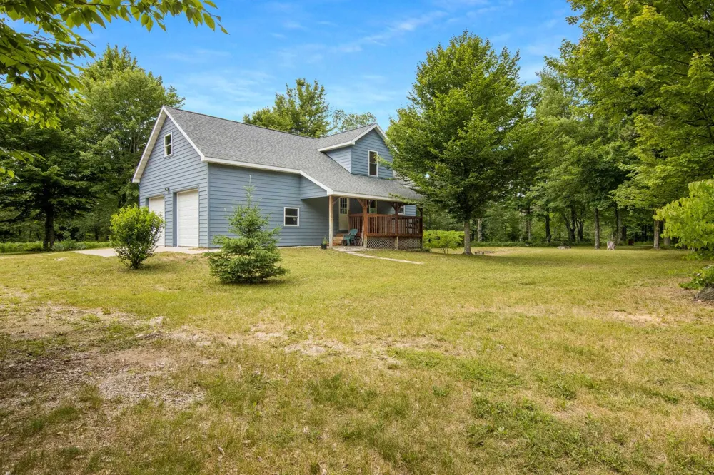 16514 Vondra Road Springdale Township, MI 49683