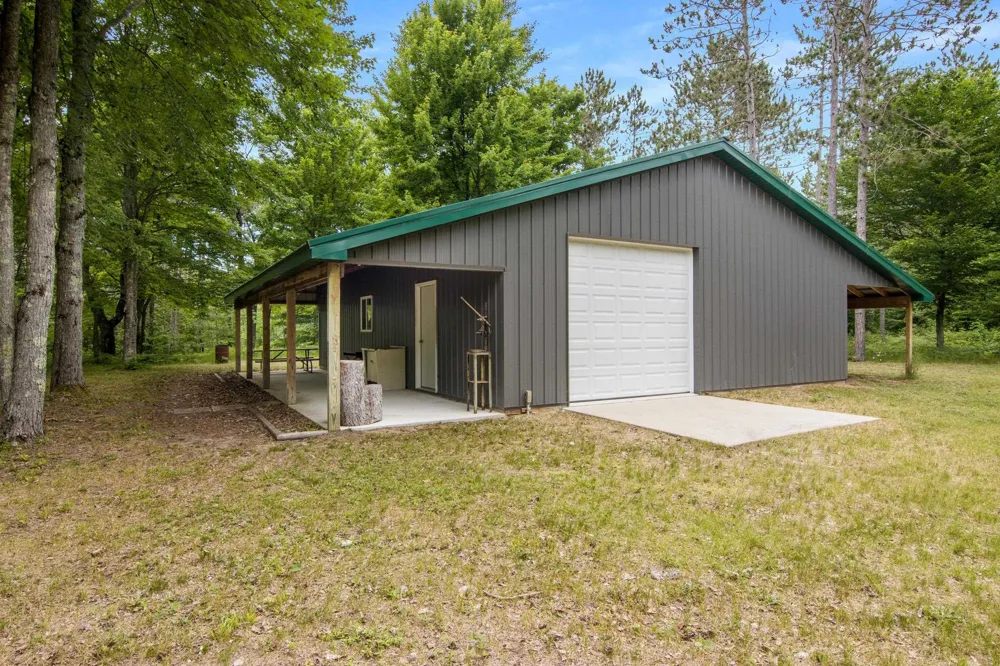 16514 Vondra Road Springdale Township, MI 49683