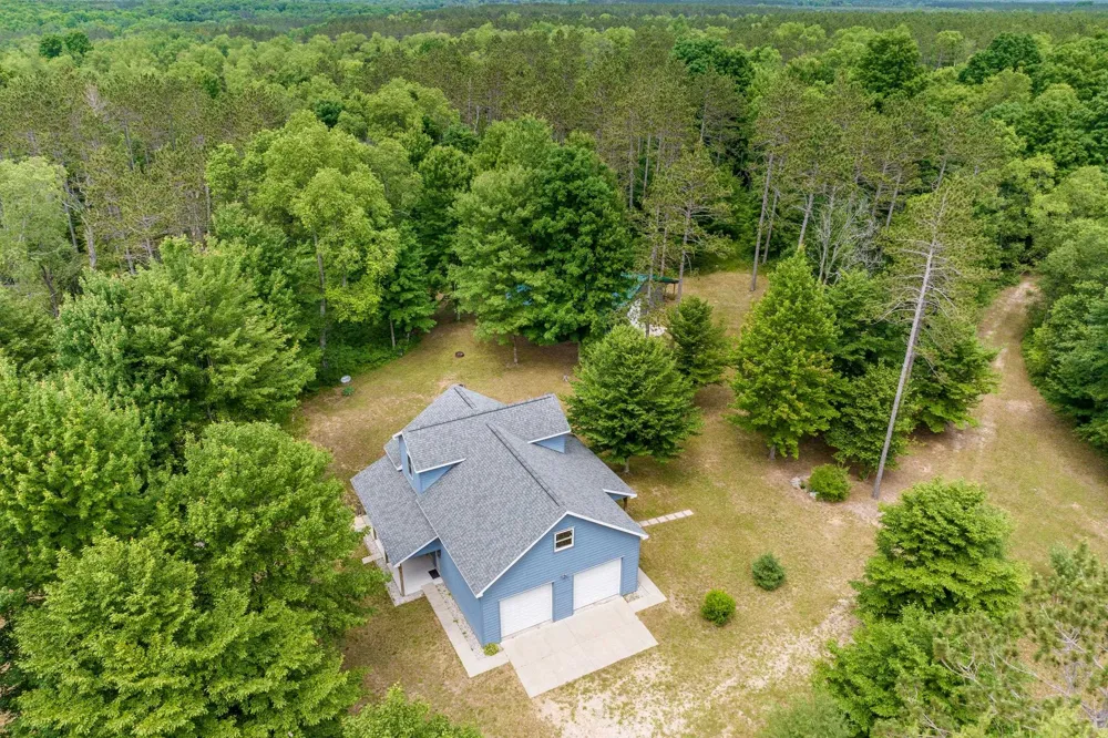 16514 Vondra Road Springdale Township, MI 49683