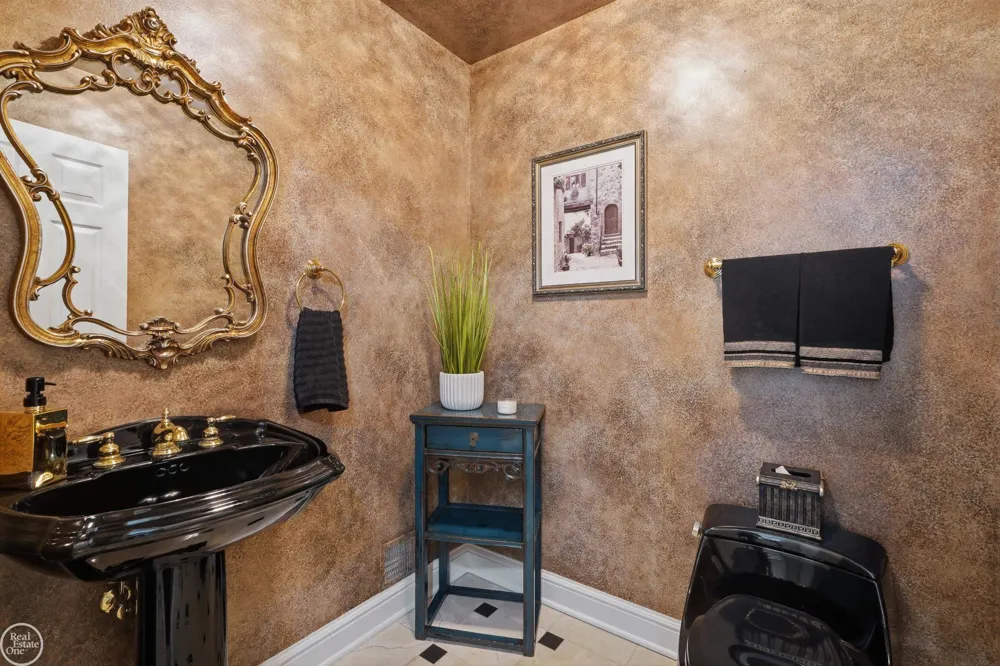 3180 Canyon Oaks Trail Milford Charter Township, MI 48380