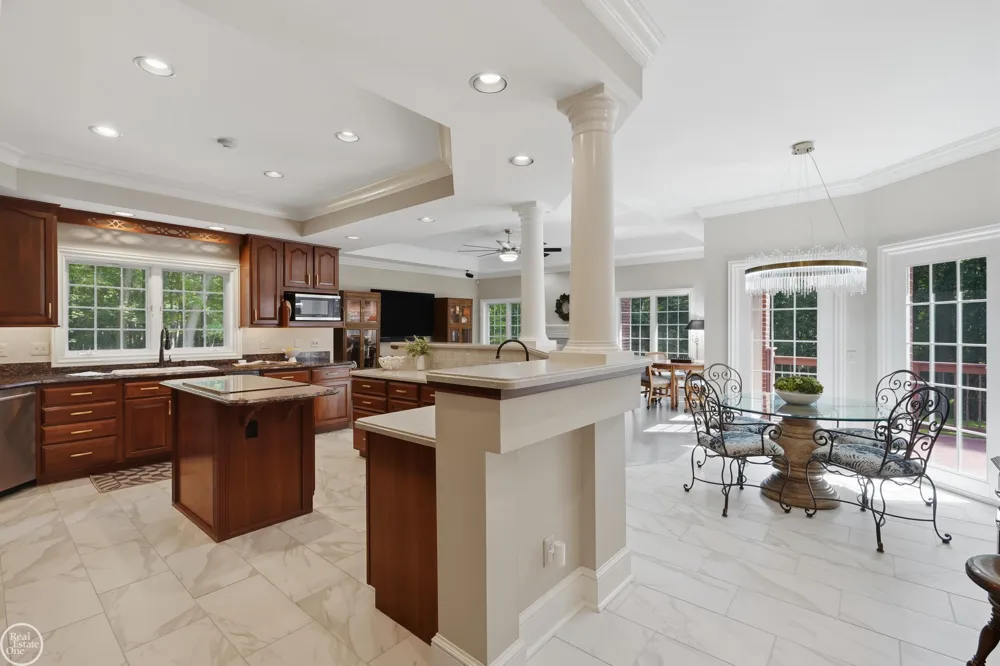 3180 Canyon Oaks Trail Milford Charter Township, MI 48380