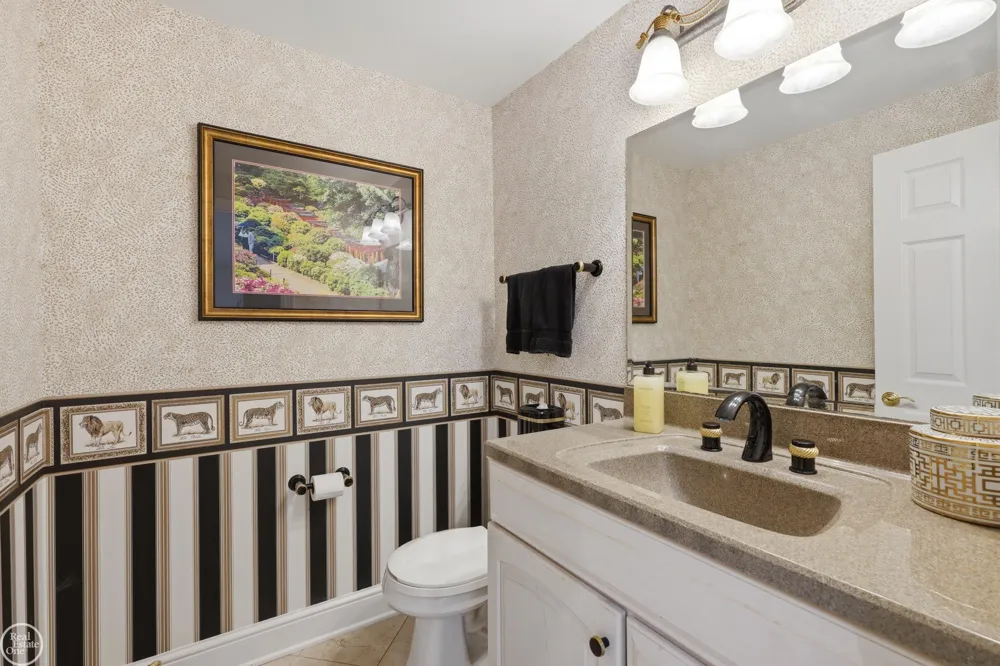 3180 Canyon Oaks Trail Milford Charter Township, MI 48380