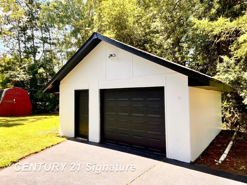 1450 Timothy Street Saginaw Charter Township, MI 48638