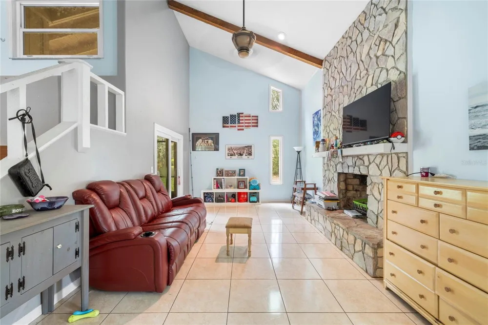 5105 FIVE ACRE ROAD Plant City, FL 33565