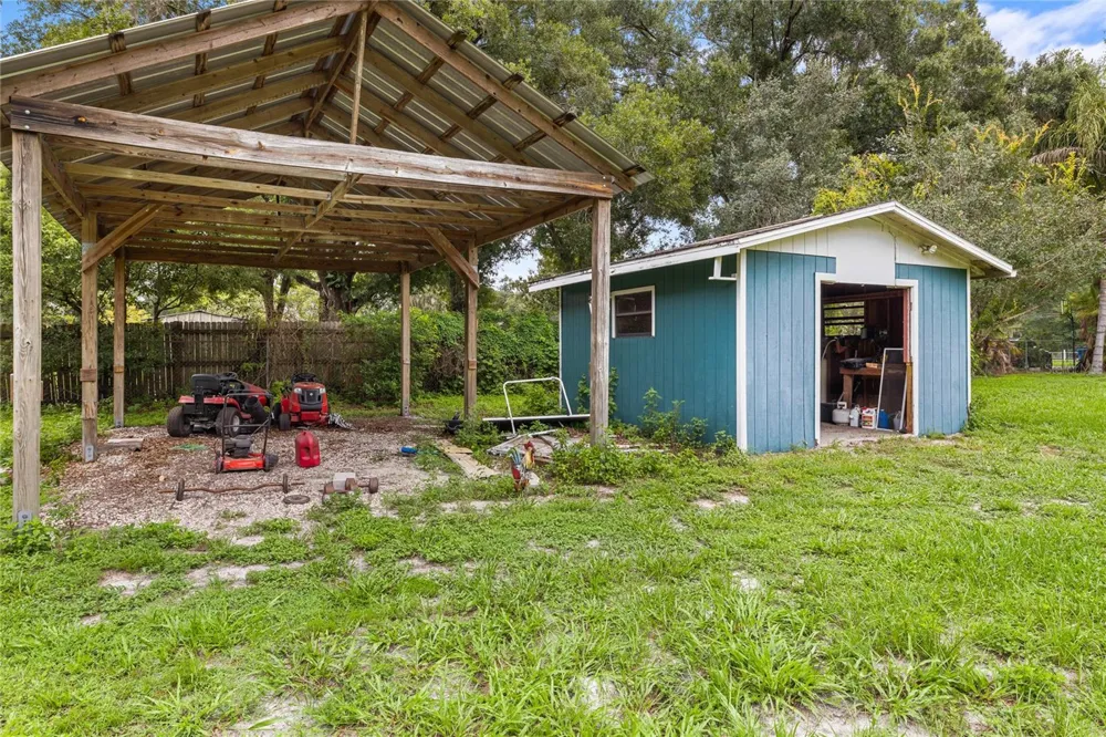 5105 FIVE ACRE ROAD Plant City, FL 33565