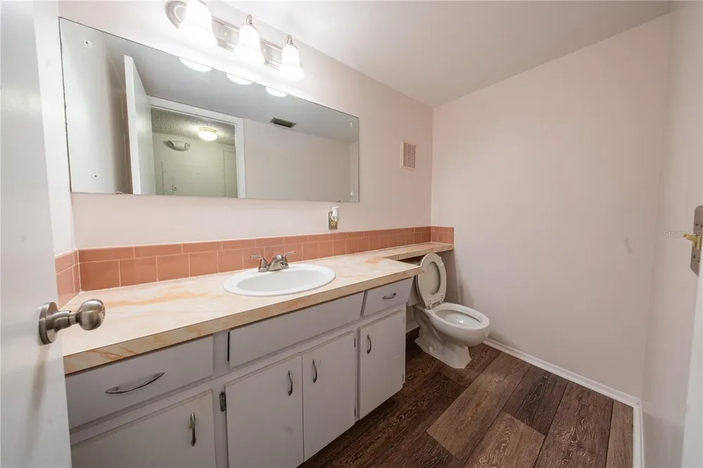 2170 AMERICUS BOULEVARD #44 Clearwater, FL 33763