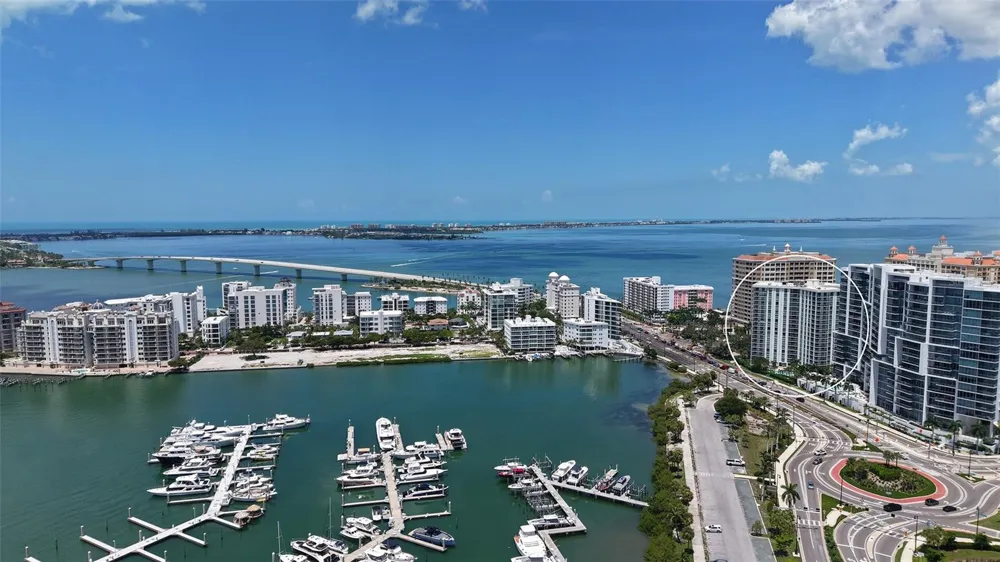 1111 GULFSTREAM AVENUE #PH-C Sarasota, FL 34236
