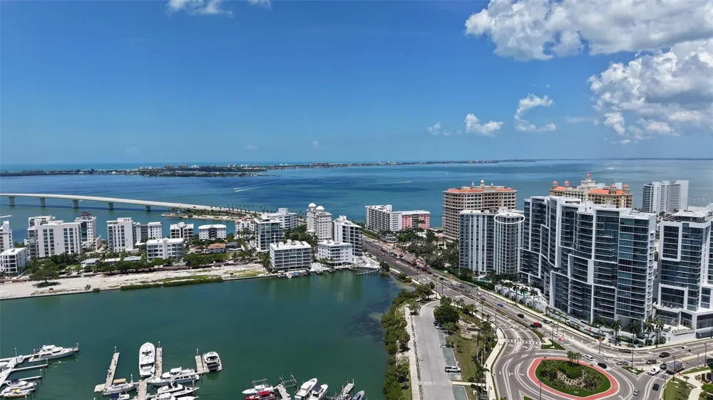 1111 GULFSTREAM AVENUE #PH-C Sarasota, FL 34236