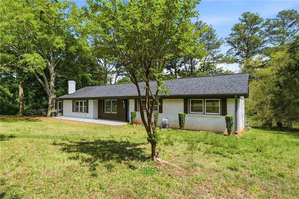 4691 Roberta Circle Austell, GA 30106