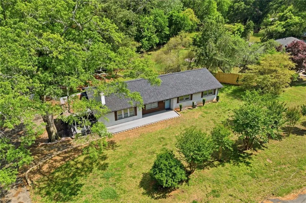 4691 Roberta Circle Austell, GA 30106