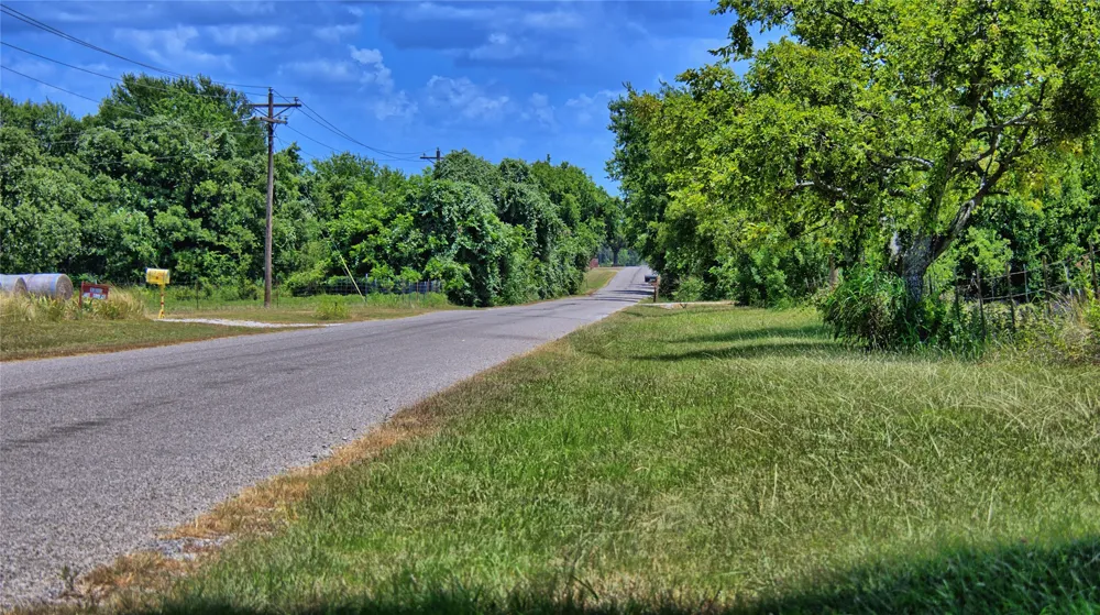 1179 County Road 1470 Chico, TX 76431