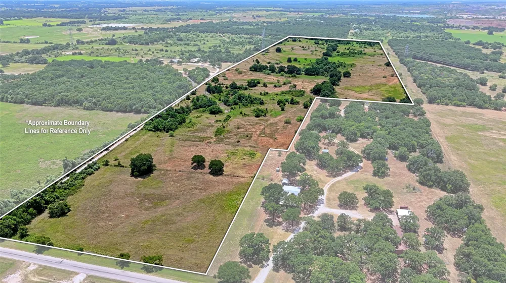 1179 County Road 1470 Chico, TX 76431