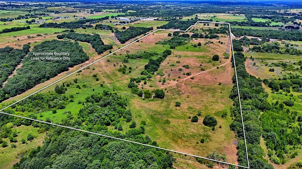 1179 County Road 1470 Chico, TX 76431