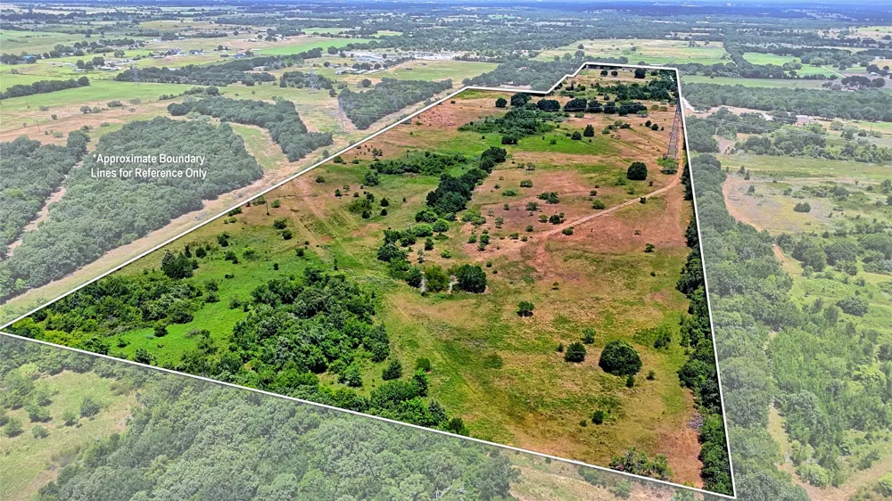 1179 County Road 1470 Chico, TX 76431