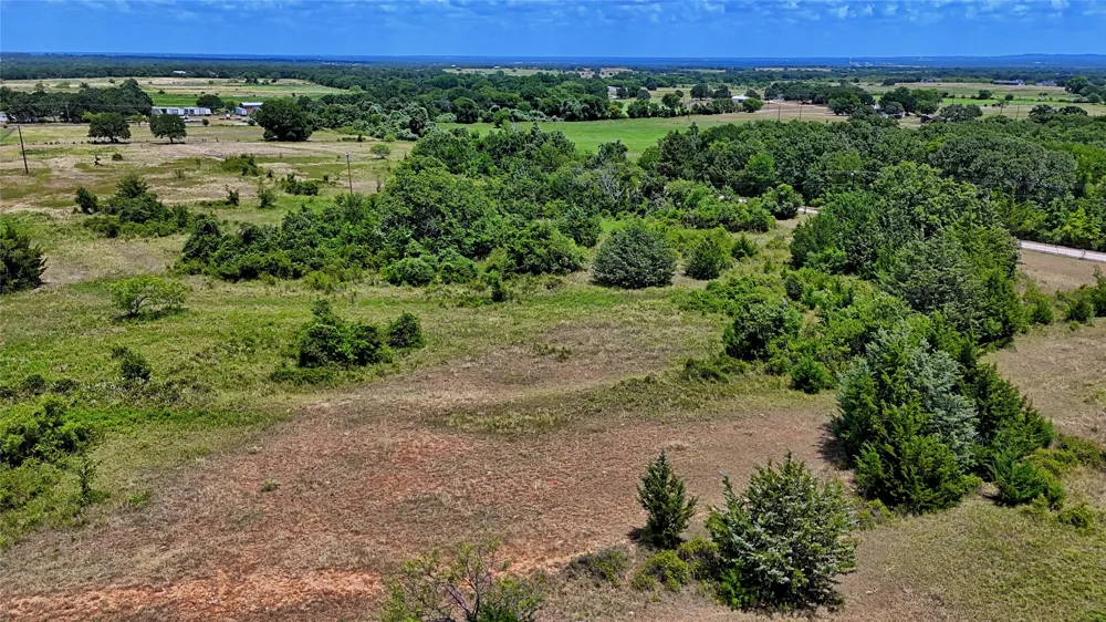 1179 County Road 1470 Chico, TX 76431