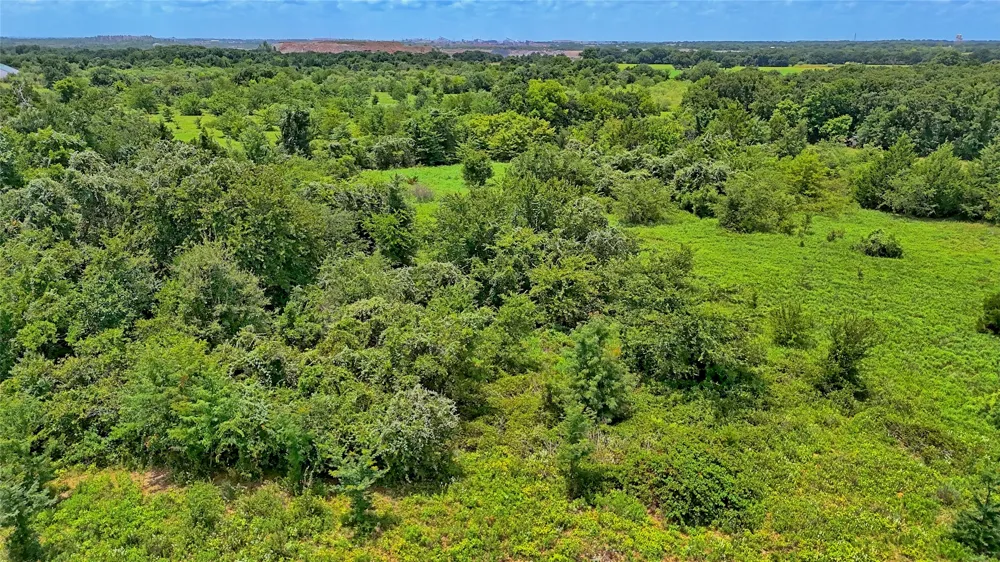 1179 County Road 1470 Chico, TX 76431