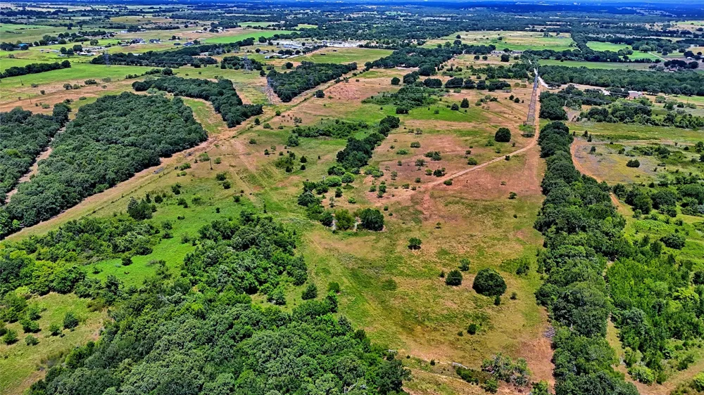 1179 County Road 1470 Chico, TX 76431