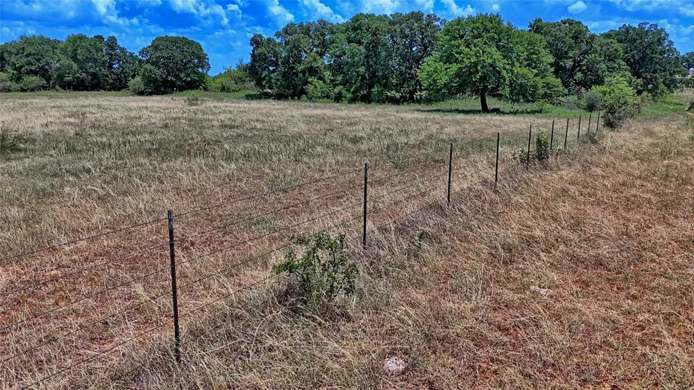 1179 County Road 1470 Chico, TX 76431