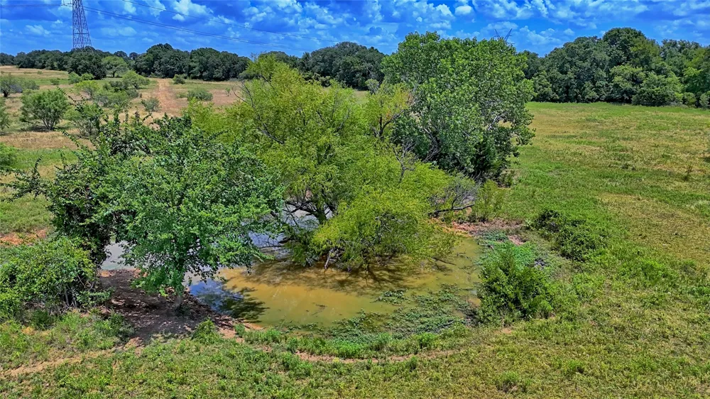 1179 County Road 1470 Chico, TX 76431